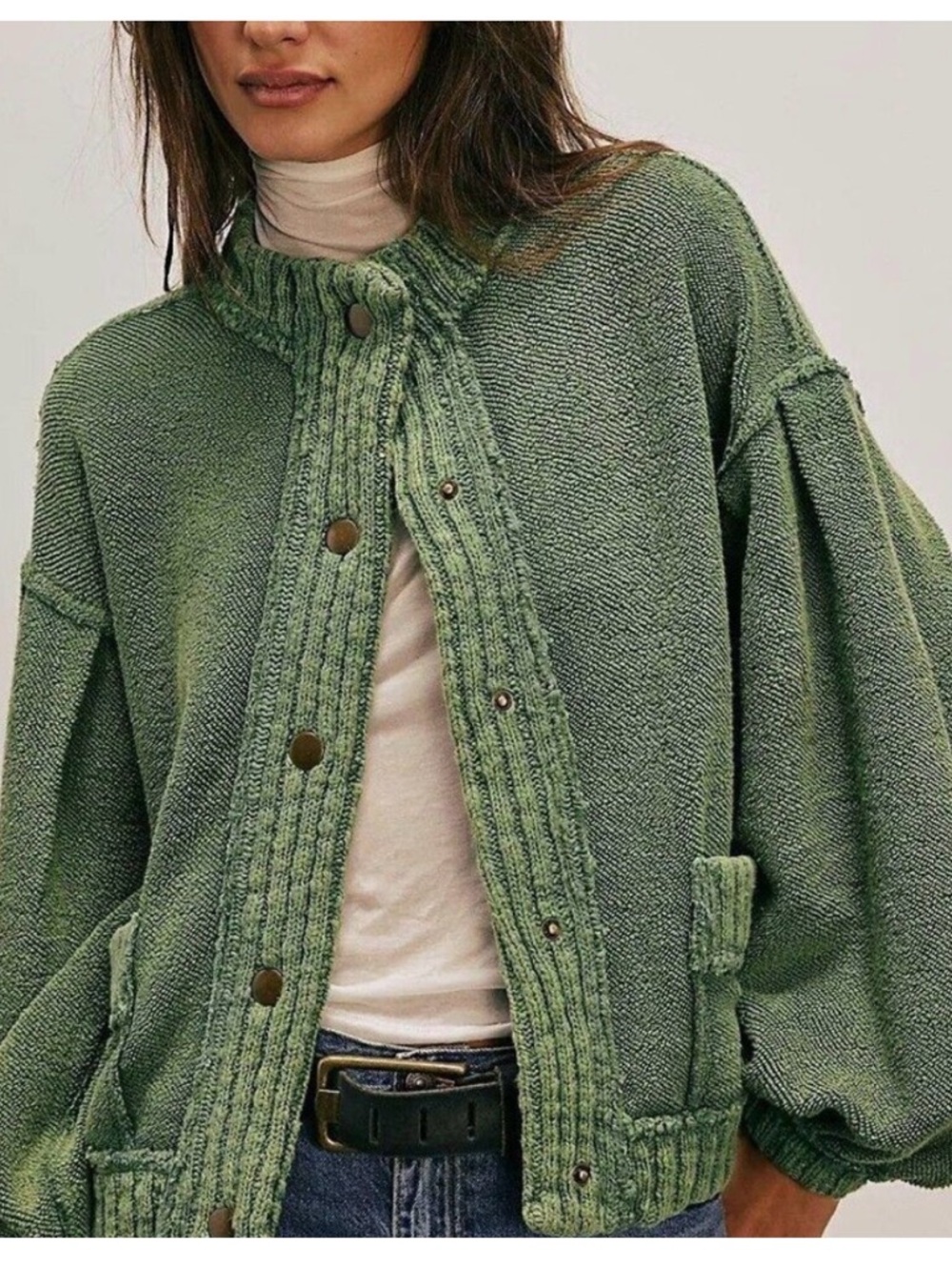 Free people cute in this cardi sweater size medium - Picture 2 of 7